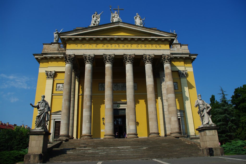 Eger (Erlau), Basilika St. Johannes, erbaut von 1831 bis 1837 nach Plnen von Jzsef Hild (02.08.2009)
