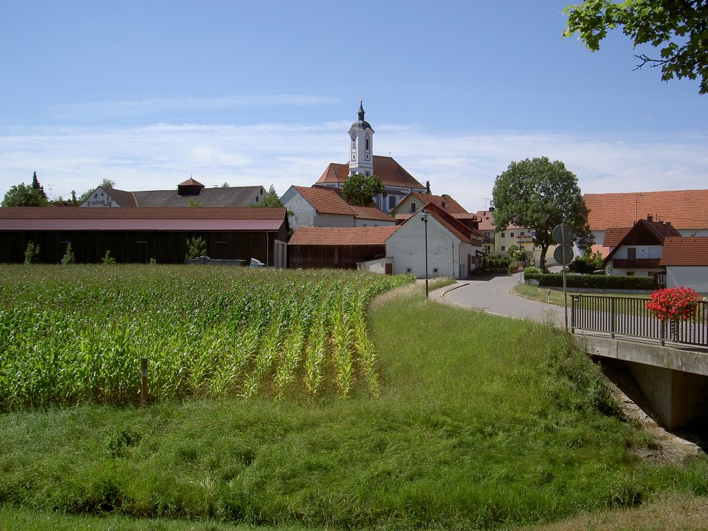 Egling an der Paar mit St. Vitus Kirche, Kreis Landsberg (12.08.2012)