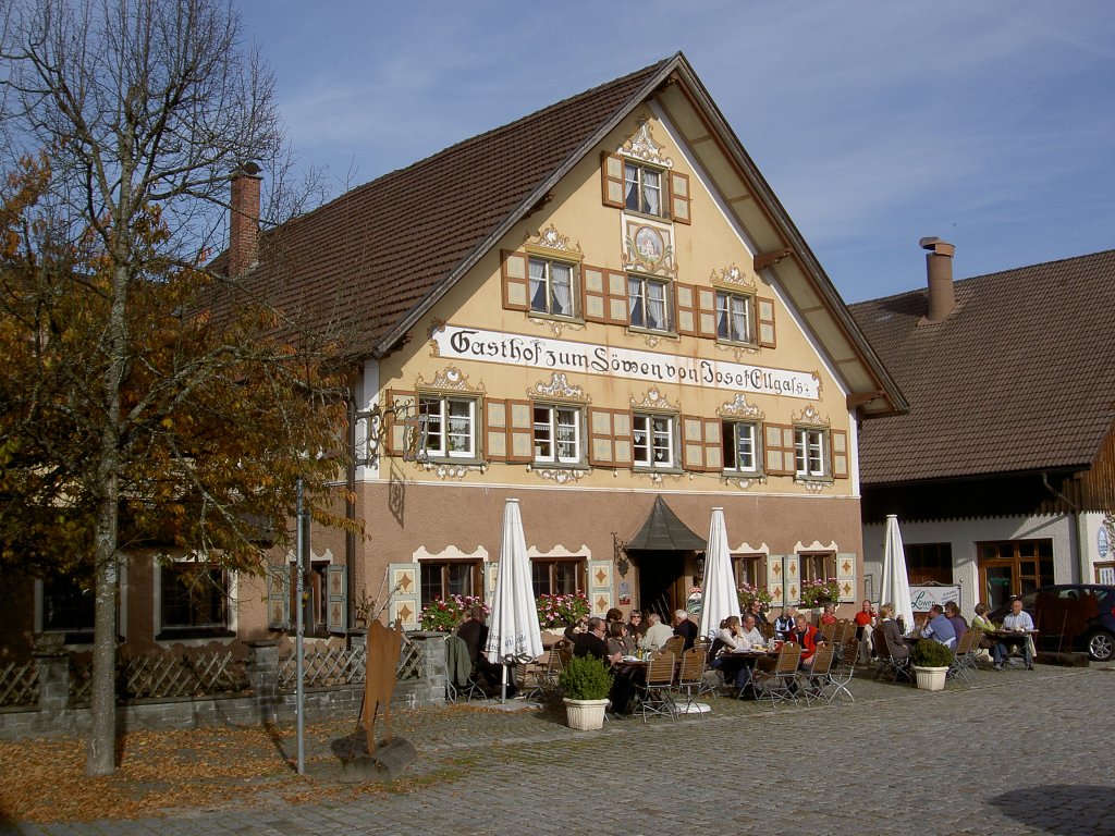 Eglofs im Allgu, Gasthof zum Lwen am Marktplatz, Kreis Lindau (30.10.2011)