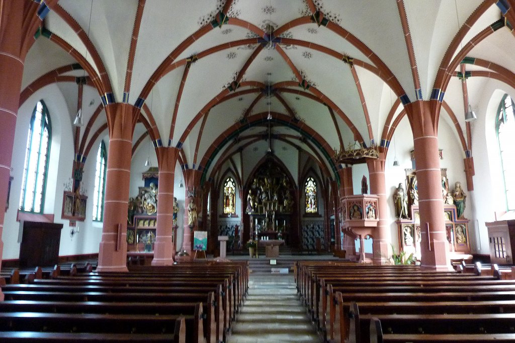 Ehrenstetten, der Innenraum der St.Georgskirche, Mai 2012