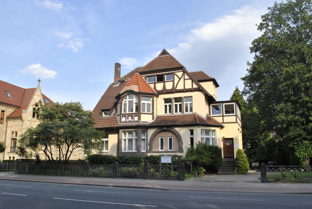 Ein Haus mit Onkel Dr. in Hameln/Osterwall, am 12.07.2011.