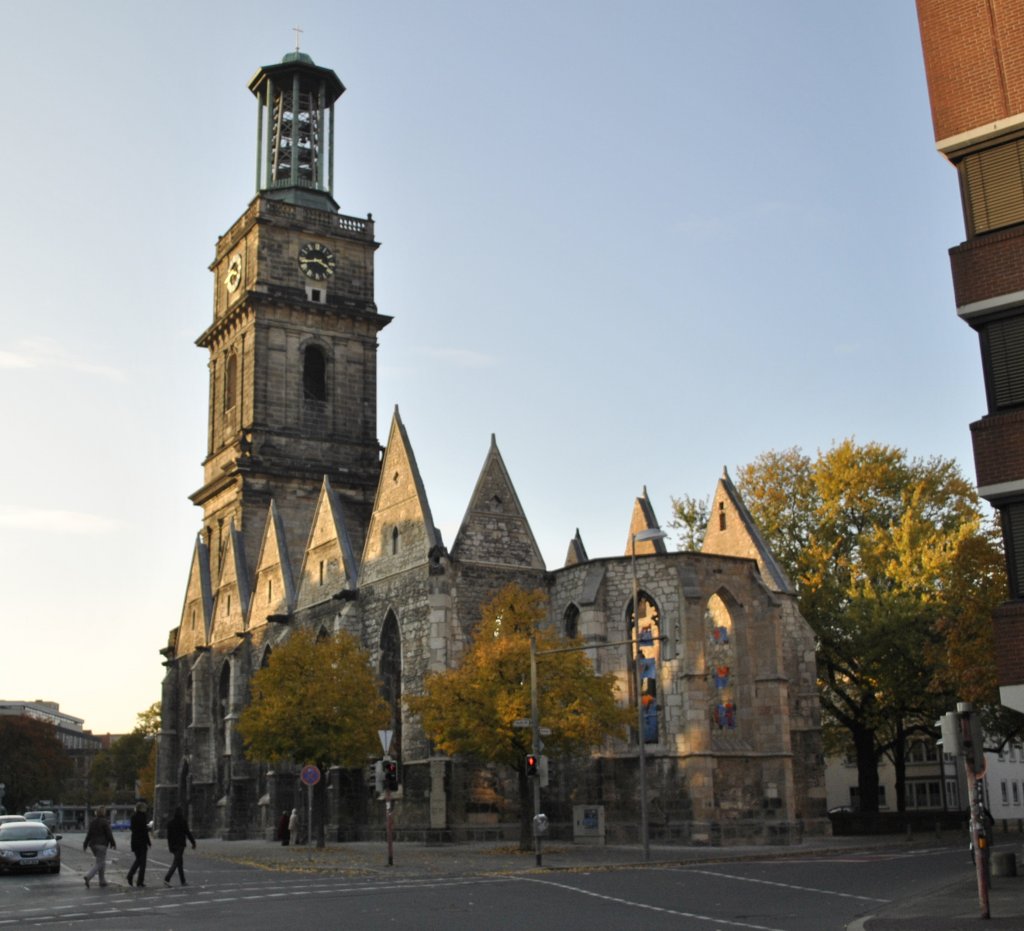 Ein Mahnmal des 2. Weltkrieges, die Augebomte  Aegidienkirche  in Hannover, am 30.10.2011.