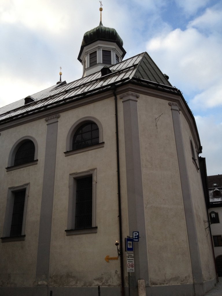 Eine weitere Kirche in Rattenberg am 18.12.2011.