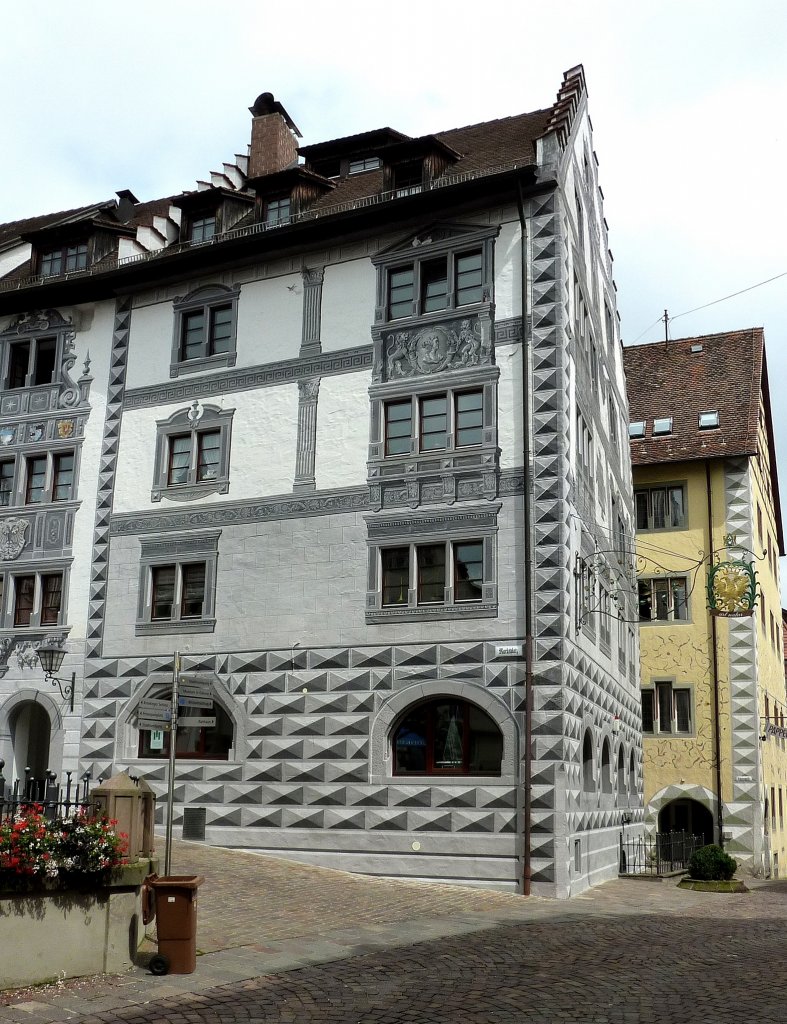 Engen, Wirtshaus zum Adler, am Marktplatz, Juli 2012