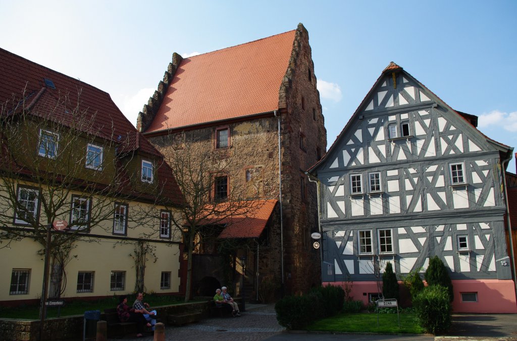 Erbach, Templerhaus oder steinernes Haus, Stdtel 15, Sitz der Familie Echter 
von Mespelbrunn (10.04.2009)