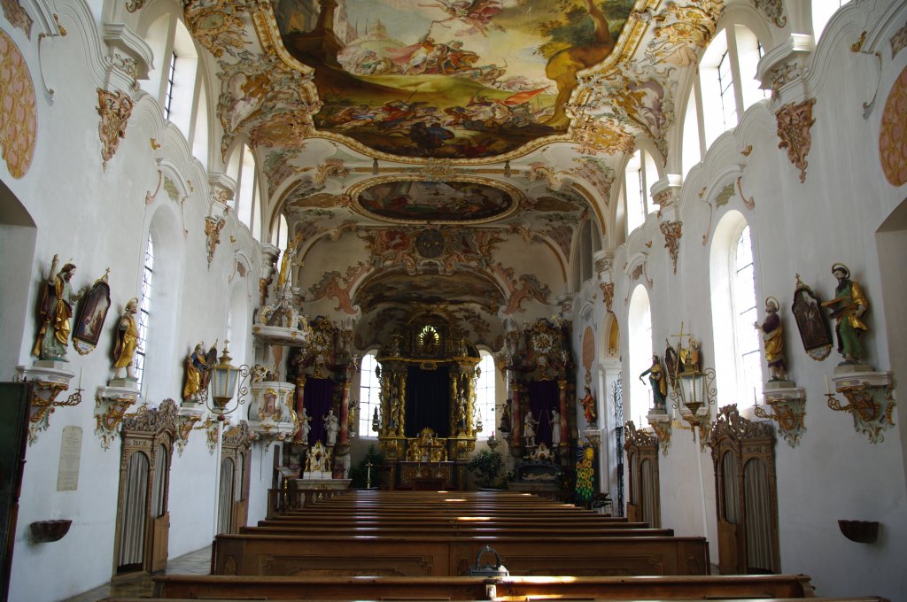 Eresing, St. Ulrich Kirche, Langhaus mit Stuck von Nicolaus Schtz und 
Deckenfresko von Martin Kuen, Landkreis Landsberg (23.04.2011)