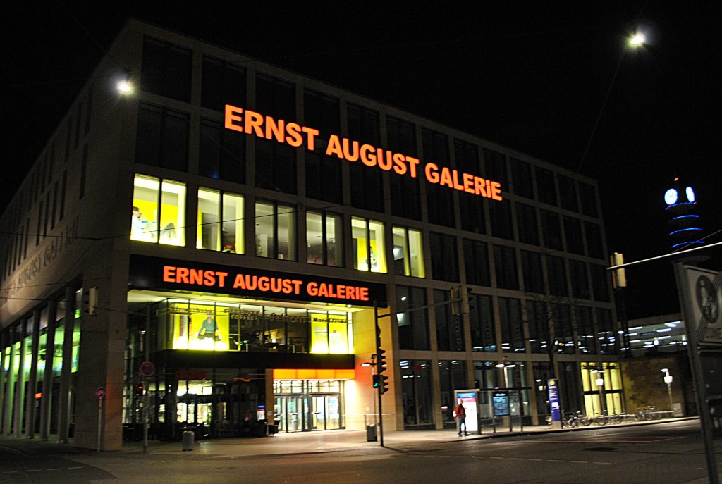 Ernst-August-Galerie, bei Nacht am 08.03.2011.