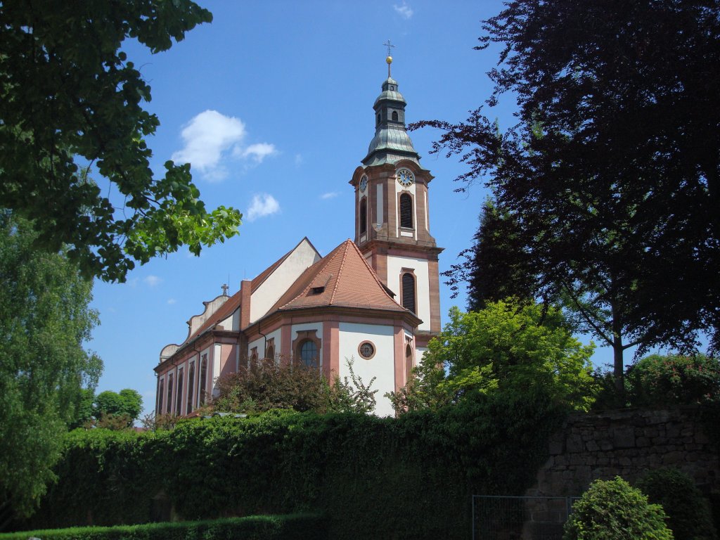 Ettenheim in der Ortenau,
die Stadtpfarrkirche St.Bartholomus von 1768-72 erbaut,
die letzte Bischofskirche des alten Bistums Straburg,
Mai 2010
