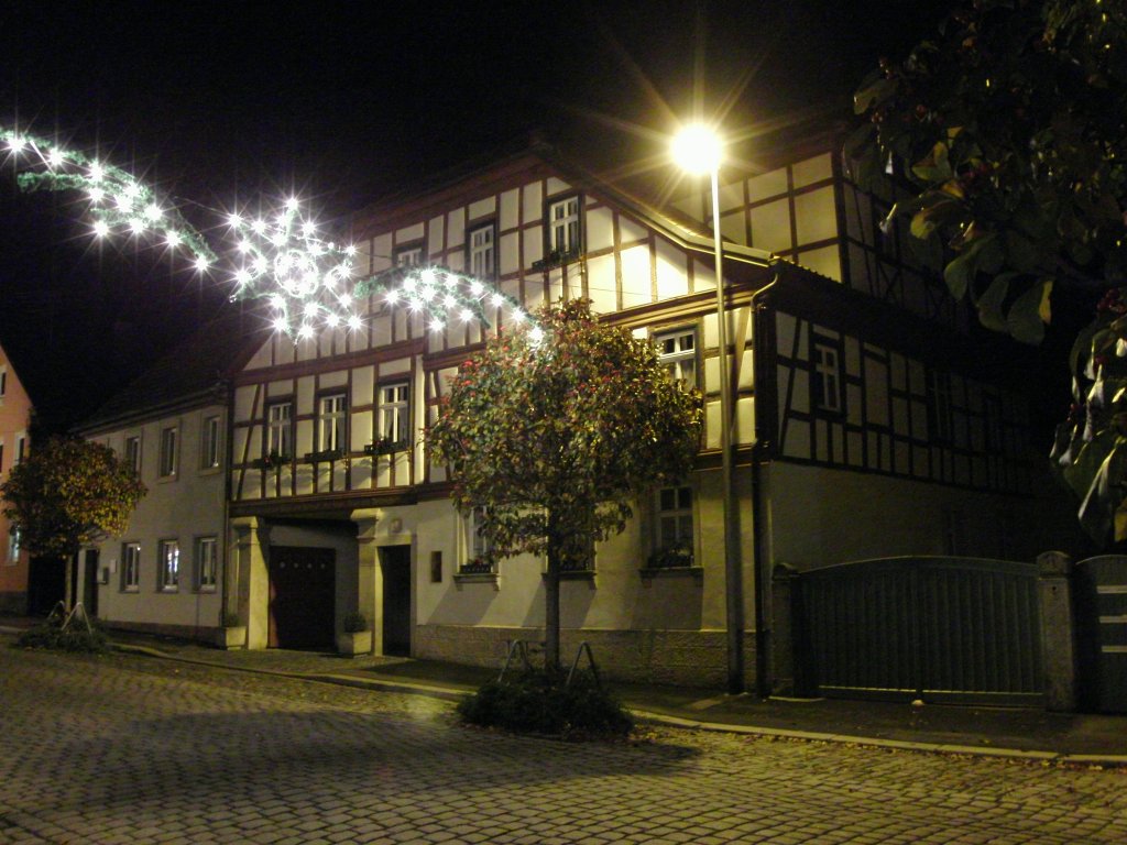 Fachwerkhaus in Hofheim (Unterfranken)mit Weihnachtsbeleuchtung