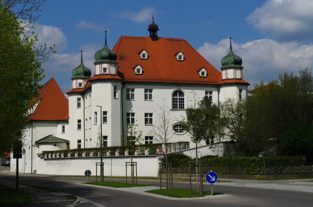Fellheim, Johanneshof Schloss Fellheim, heute Seniorenwohnheim, Landkreis 
Unterallgu (16.04.2011)