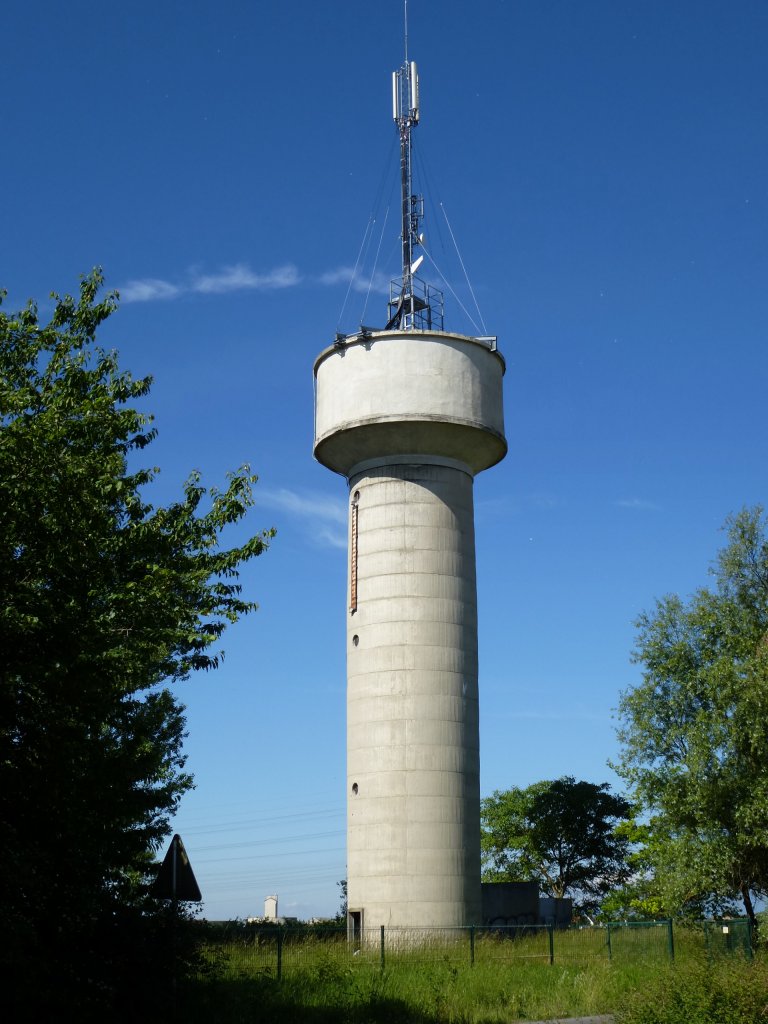 Fessenheim im Oberelsa, der Wasserturm, Mai 2013