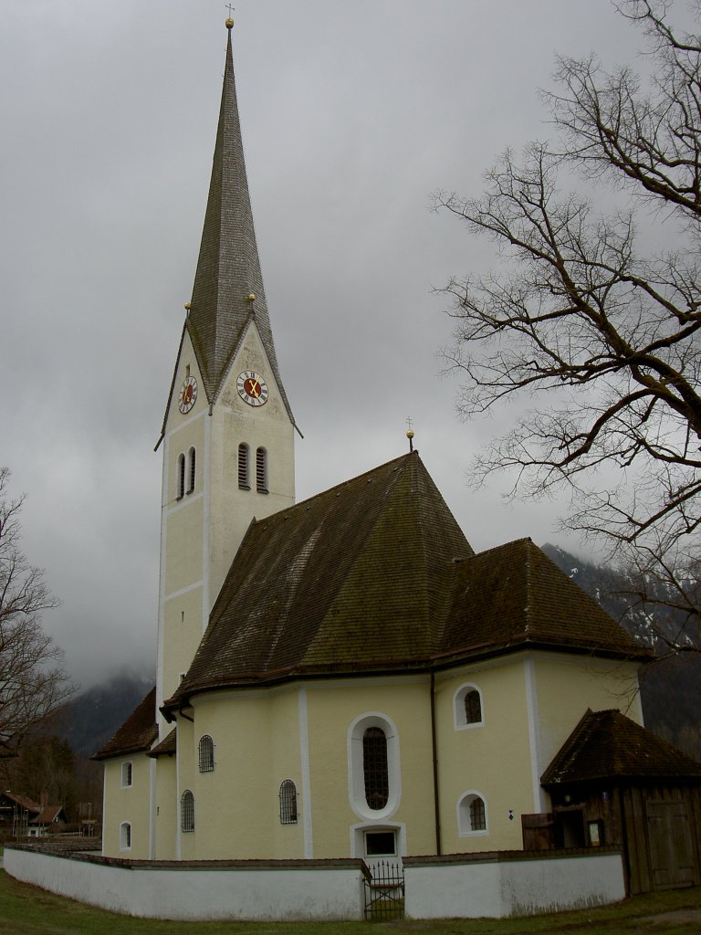 Fischhausen, St. Leonhard Kirche, erbaut von 1646 bis 1657 von Jrg Zwerger, Kreis 
Miesbach (06.04.2012)