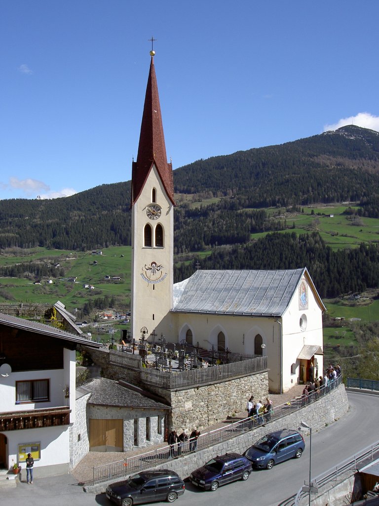 Flie, Maria Opferung Kirche im Ortsteil Hochgallmigg, erbaut 1707 bis 1734 (28.04.2013)