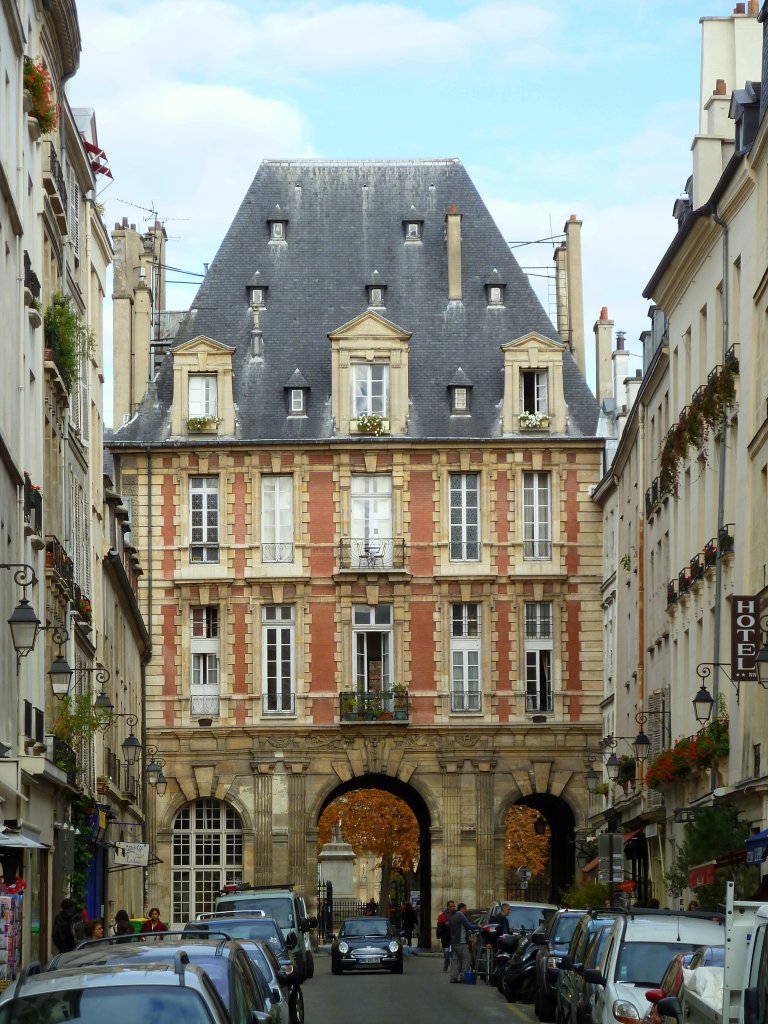 Frankreich, Paris 4e, Birague Strasse, auf dem Weg von der Saint-Antoine Strasse zur Place des Vosges, 05.11.2010