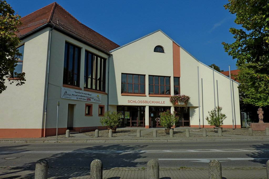 Freiburg im Breisgau, im 1973 eingemeindeten Ortsteil Munzingen steht die Schlobuckhalle, Okt.2011