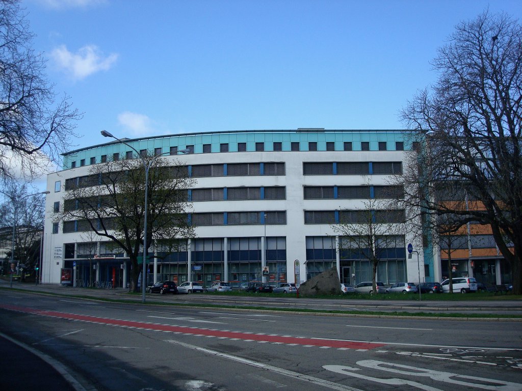 Freiburg im Breisgau, Bro-und Verwaltungsbauten am Fahnenbergplatz, 2010