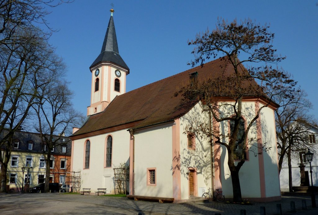 Freiburg im Breisgau, die katholische Kirche St.Cyriak und Perpetua auf dem Annaplatz im Stadtteil Wiehre, erbaut 1755, Mrz 2012