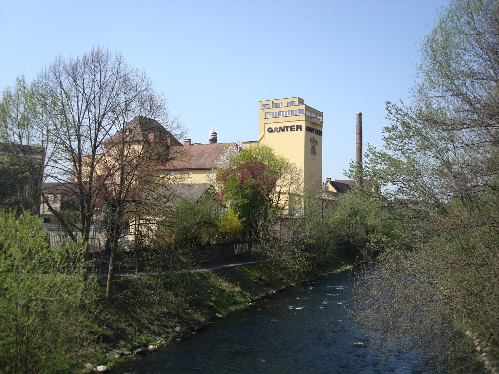 Freiburg im Breisgau,
Brauerei Ganter, gegrndet 1865,
seit 1888 in diesen Gebuden im Stadtteil Oberau,
April 2010