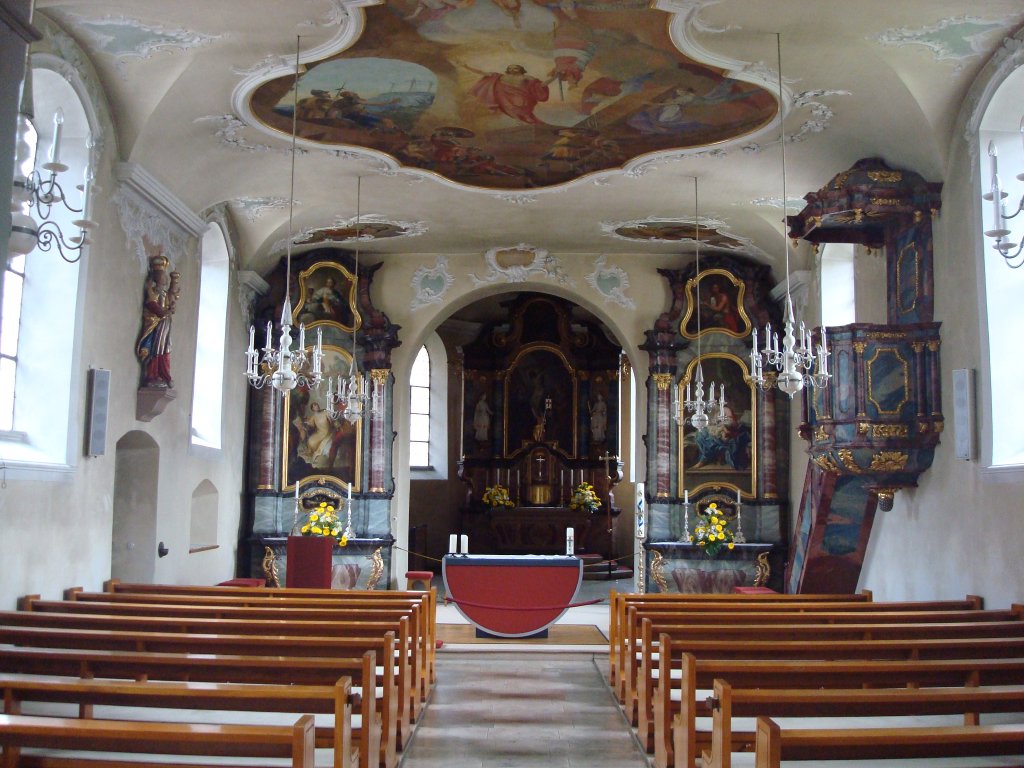 Freiburg-Munzingen,
barocker Innenraum der Kirche St.Stephan,
April 2010