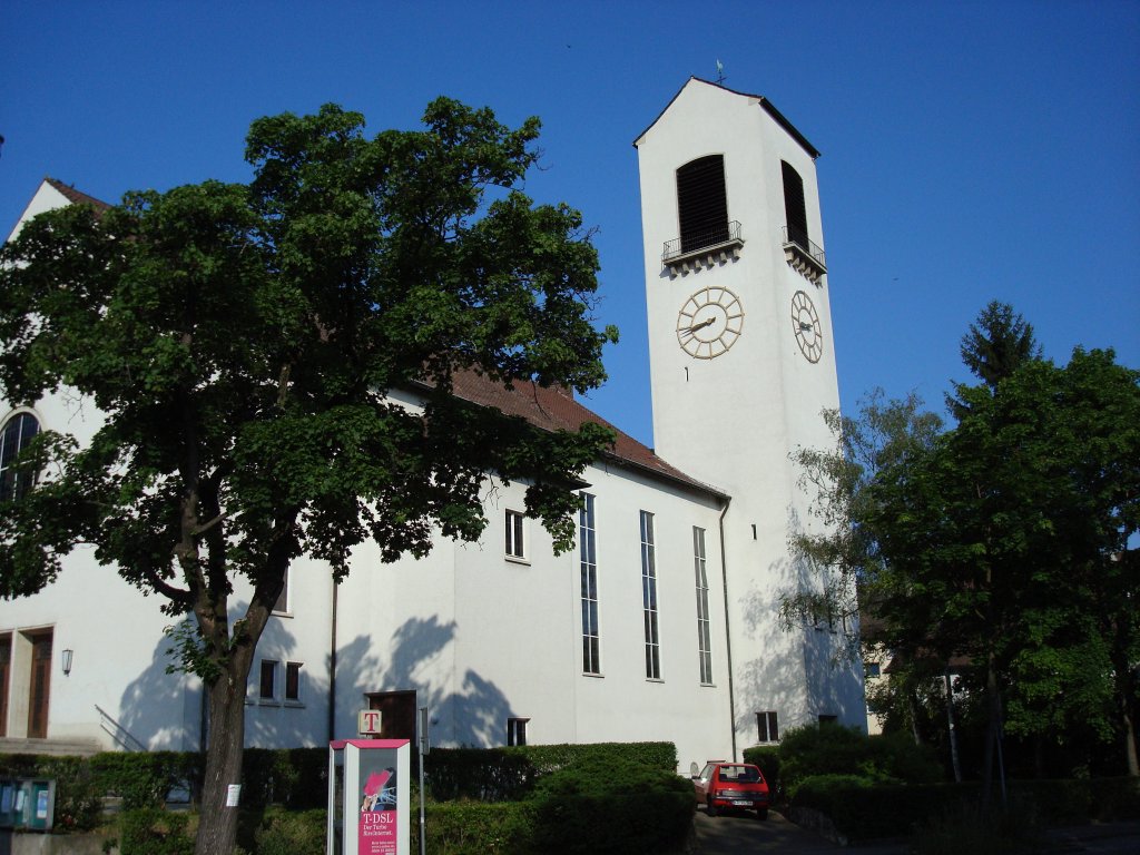 Freiburg-Sthlinger,
evangelische Lutherkirche, gebaut 1951-52,
Juli 2008,