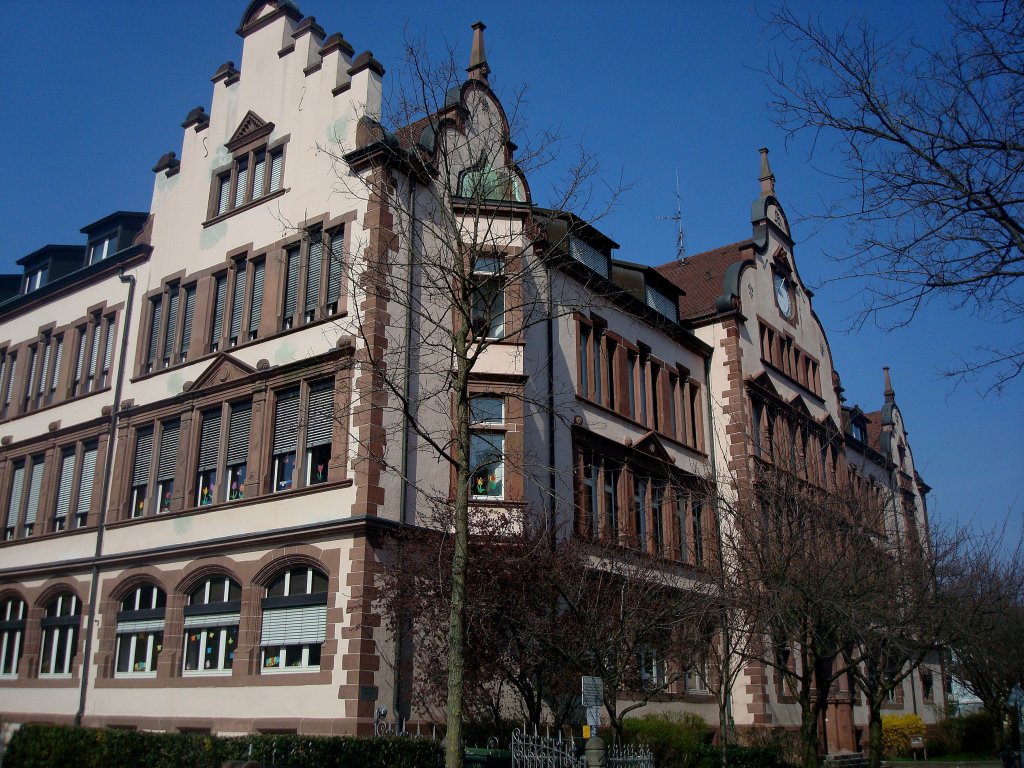 Freiburg-Wiehre, die Turnseeschule, 1902 eingeweiht, heute Werkrealschule, Mrz 2011