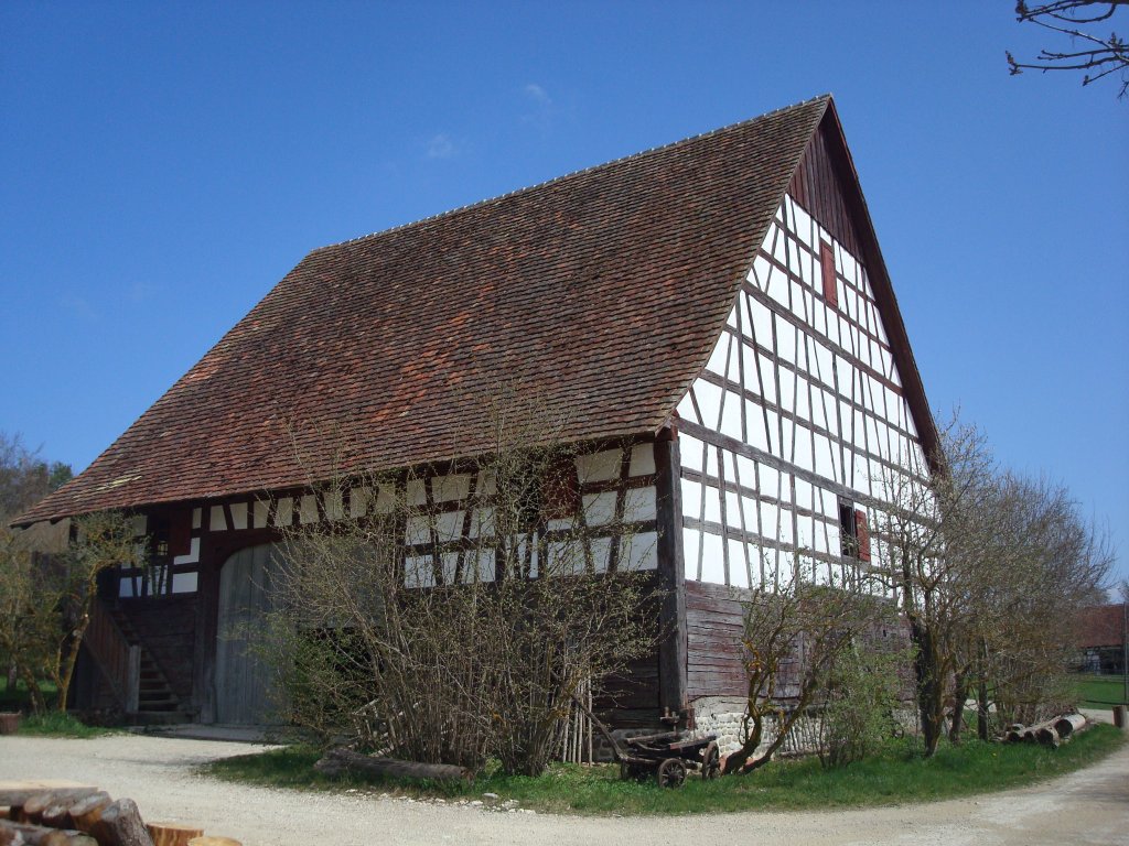 Freilichtmuseum Neuhausen ob Eck, in Oberschwaben,
eine historische Stallscheune aus dem Bodenseekreis,
April 2010
