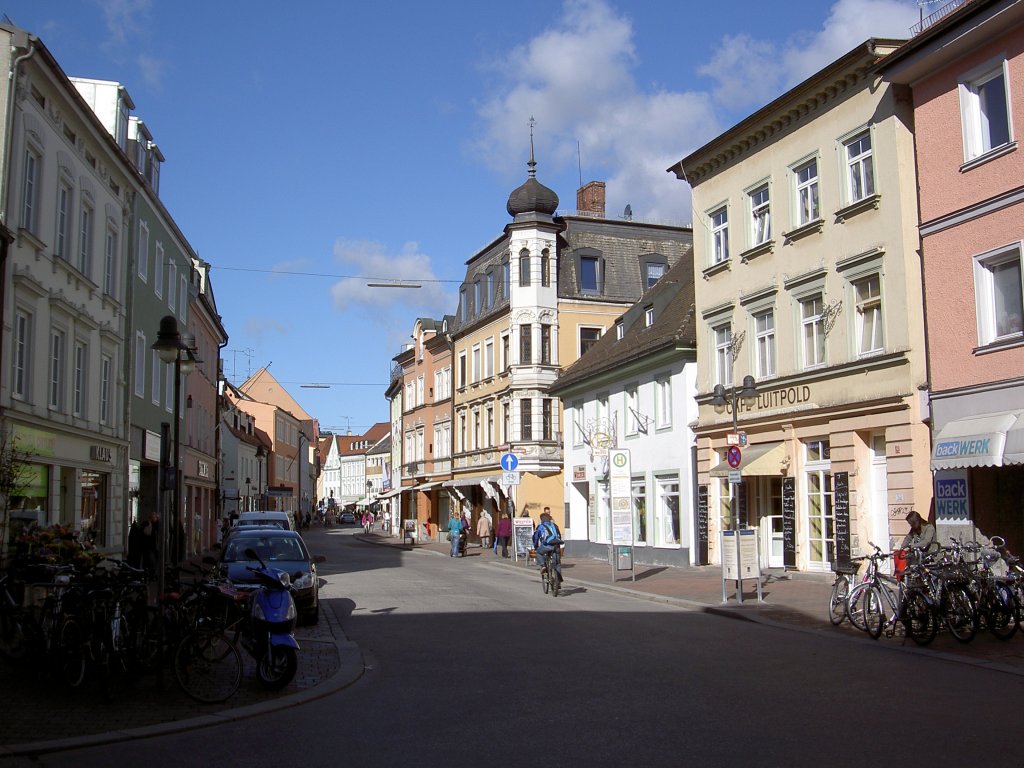Freising, Untere Hauptstrae in der Altstadt (13.04.2013)