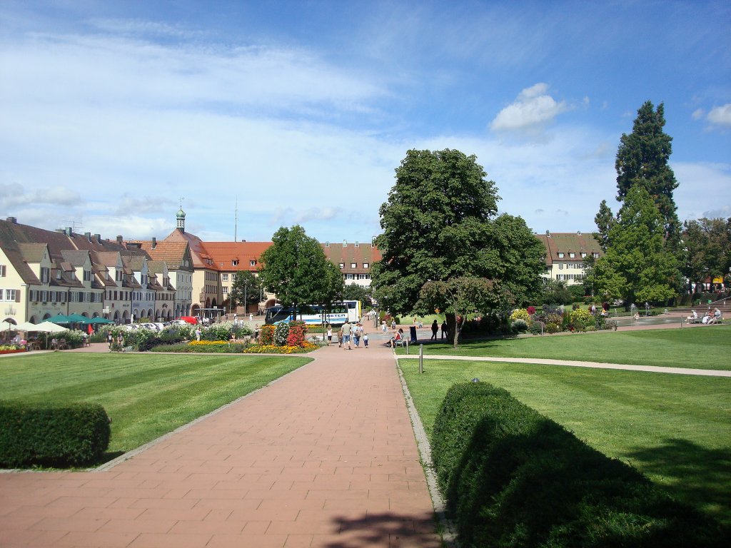 Freudenstadt im Schwarzwald, den grten Marktplatz Deutschlands kann man nur stckweise ablichten, oder man macht eine Luftaufnahme, wenn man die Mglichkeit dazu hat, 
Aug.2010