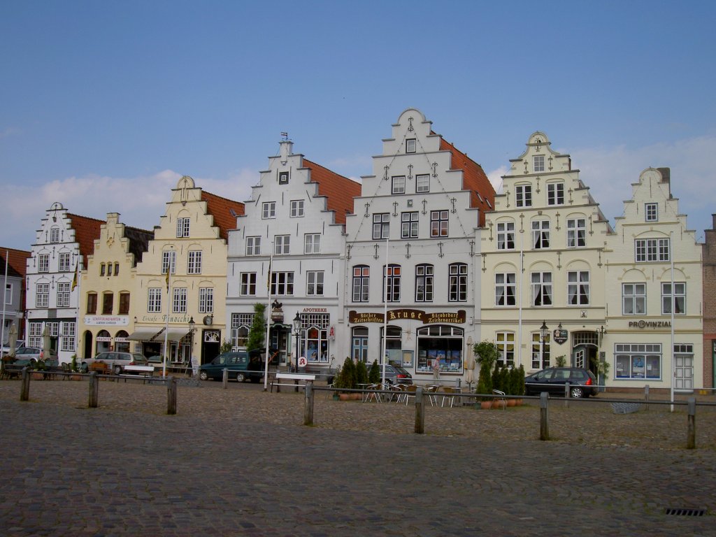 Friedrichstadt, Westseite des Marktplatz (11.05.2011)