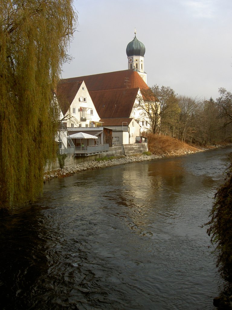 Frstenfeldbruck, Rokoko Kirche St. Magdalena, Kirchweg, erbaut im 17. Jahrhundert (20.11.2011)