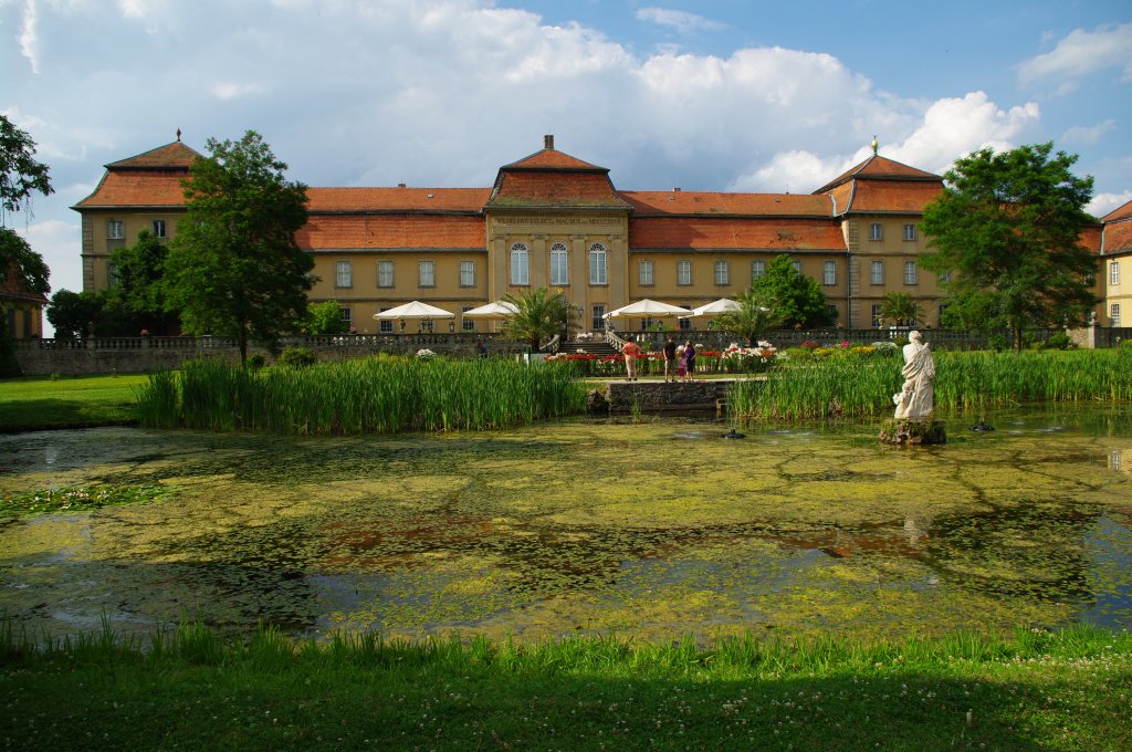 Fulda, Schloss Fasanerie, erbaut im 18. Jahrhundert durch die Fürstäbte von Fulda, 
heute Museum der Antiken- und Porzellansammlungen der Landgrafen von Hessen 
(05.07.2009)