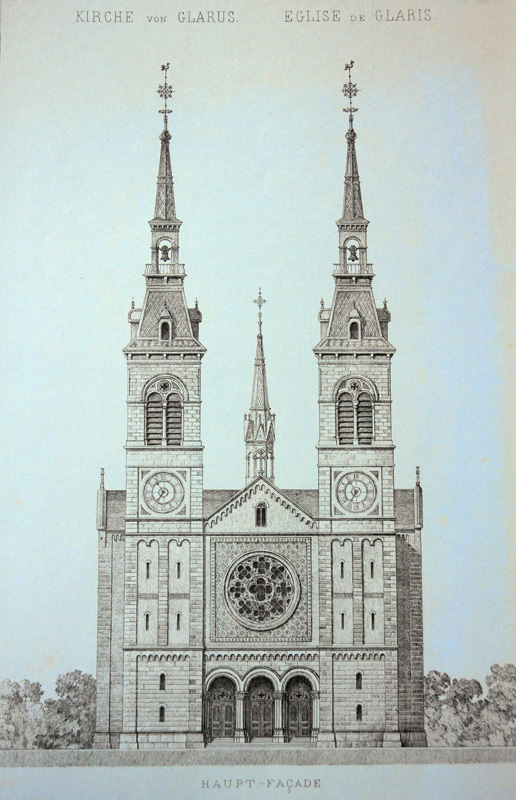 Glarus, Stadtkirche. Aufnahme des Originalplans mit ausgefhrter Variante Doppelturmfassade. Anlsslich GSK-Fhrung durch Jacques Hauser vor der Kirche prsentiert. Die Plne sind nun wieder im Glarner Archiv. Aufnahme vom 05. Juni 2010, 15:26