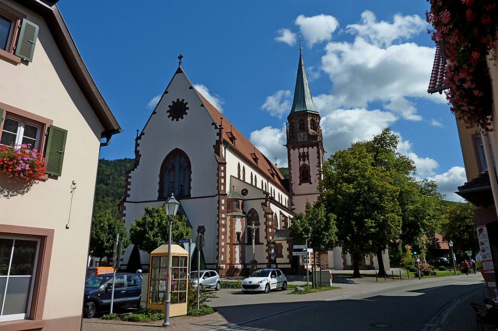 Glottertal, die Pfarrkirche St.Blasius, der neugotische Bau in der heutigen Form stammt von 1896, Aug.2011 