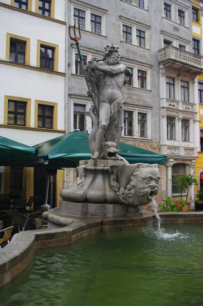 Grlitz, Altstadtbrunnen am Untermarkt (22.07.2011)