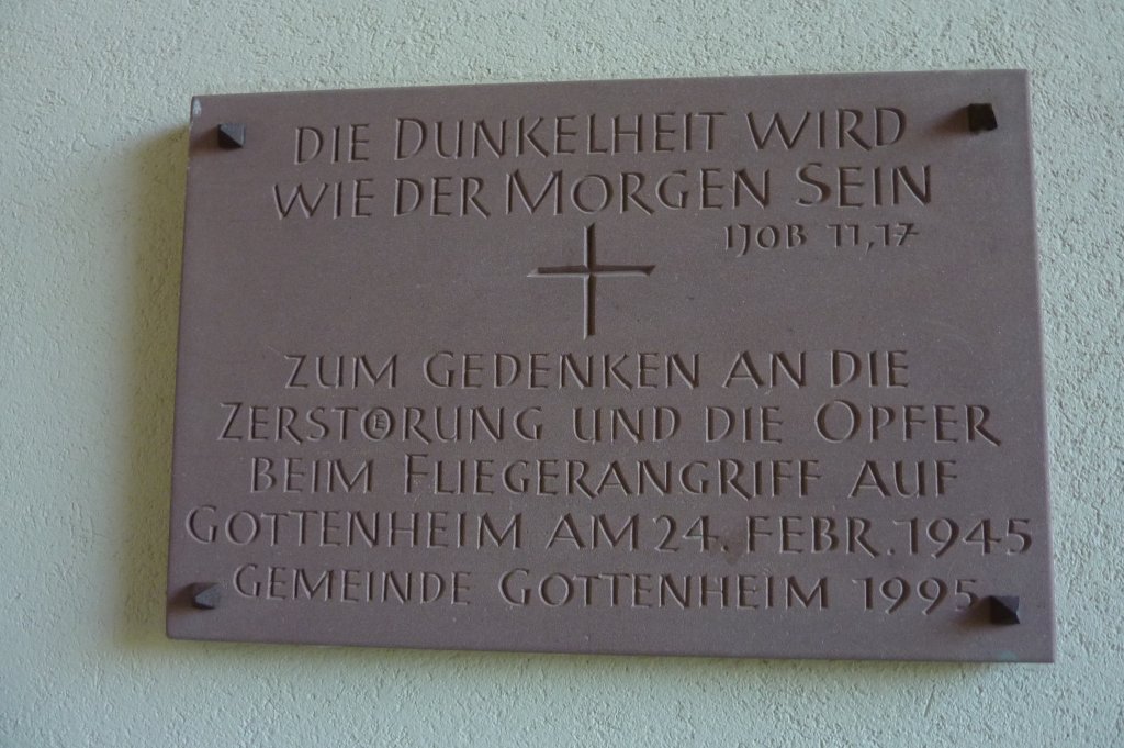 Gottenheim am Tuniberg, Gedenktafel an der St.Stephan-Kirche, Aug.2011