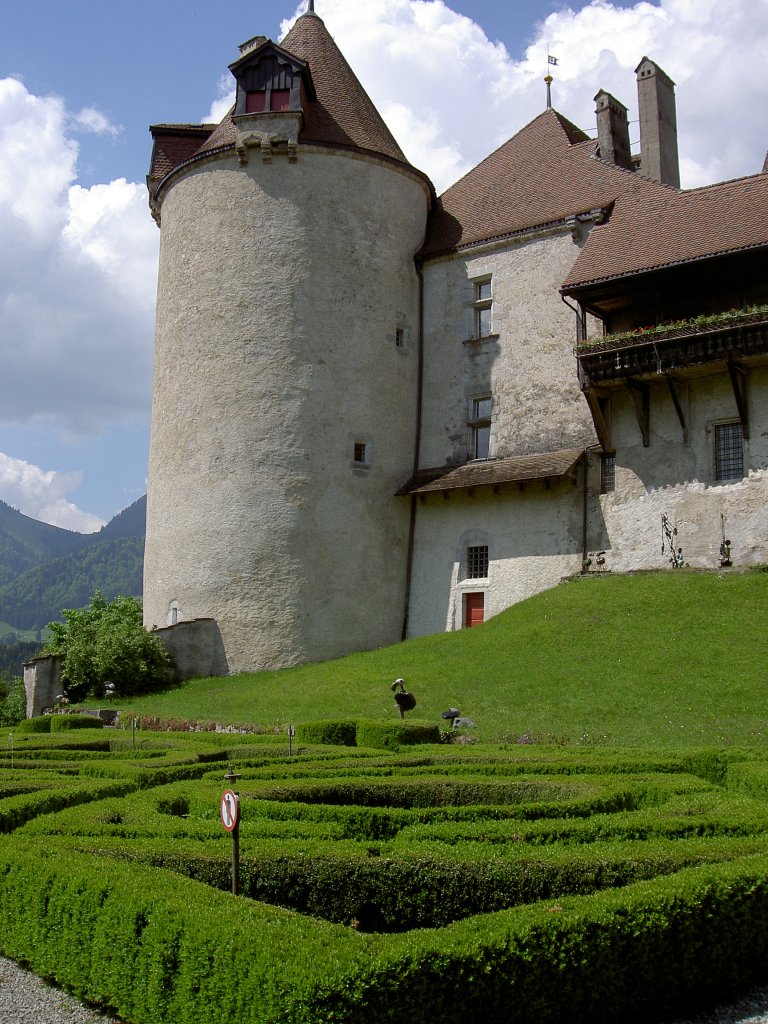 Greyerz, Schloss der Grafen von Greyerz, von 1555 bis 1798 Sitz der Freiburger 
Landvgte (28.05.2012)