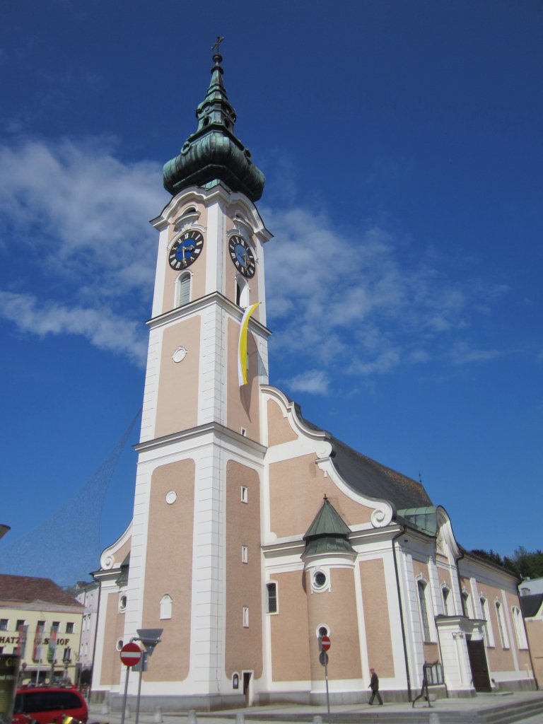 Grieskirchen, Stadtkirche St. Martin, umgebaut und barockisiert von 1701 bis 1702 durch Pfarrer Johann Melchior Wieser (05.05.2013)