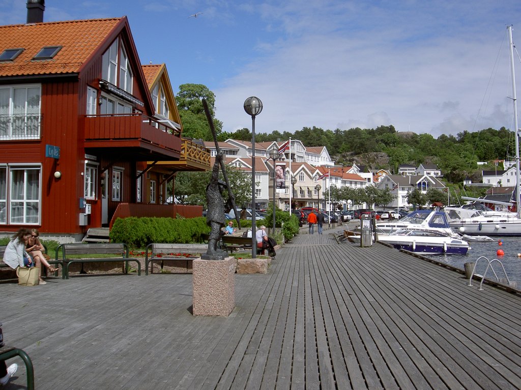Grimstad, Hafenpromenade (24.06.2013)
