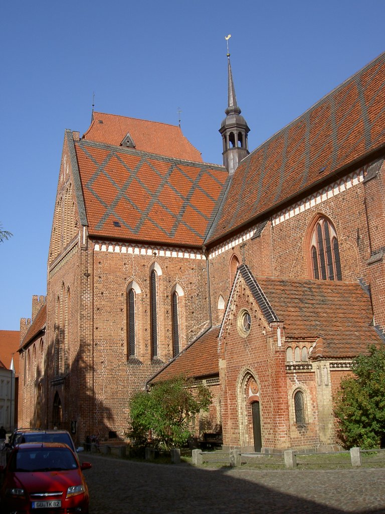 Güstrow, Dom St. Maria, Langhaus von 1308, seit 1568 evangelisch (16.09.2012)
