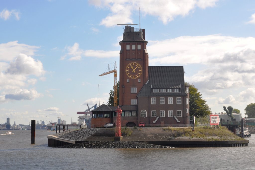 HAMBURG, 19.09.2012, Lotsenhaus am Seemanshft