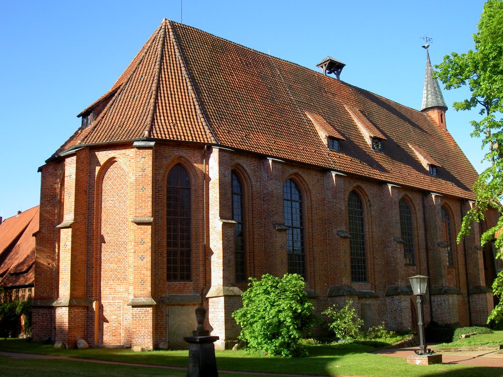 Hankensbttel, Klosterkirche von Kloster Isenhagen, Kreis Gifthorn 
(08.05.2011)