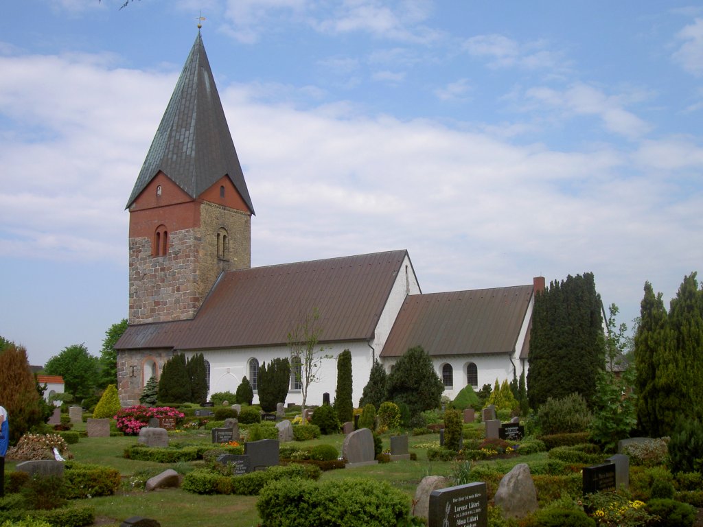 Hattstedt, Marienkirche aus Feldstein (11.05.2011)