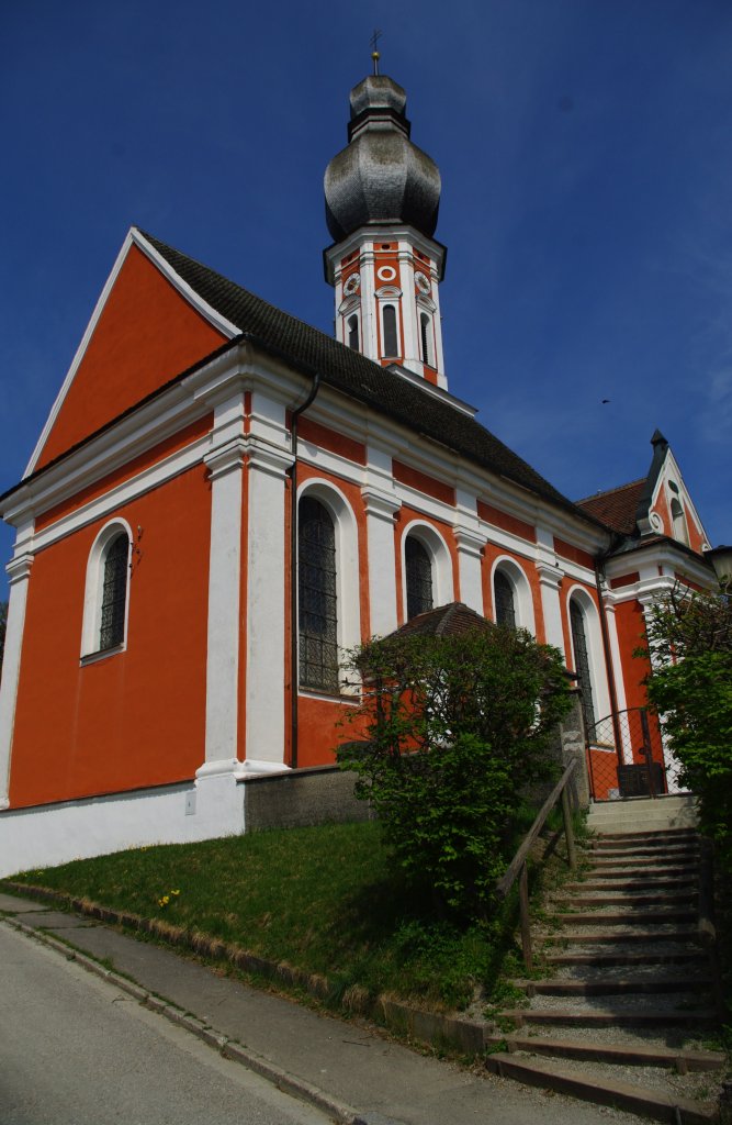 Hechenwang, Pfarrkirche St. Martin, erbaut 1740 von Josef Schmuzer, Landkreis 
Landsberg (23.04.2011)