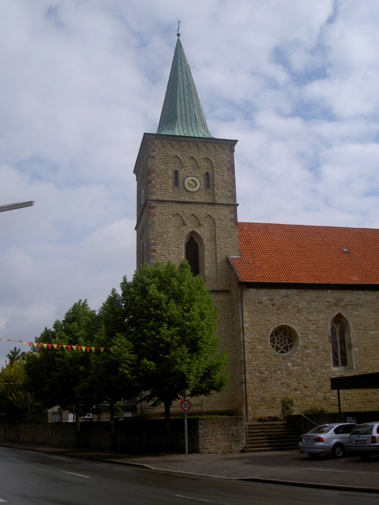 Heek, St. Ludgeri Kirche, neugotisch mit Glasfenstern von der Forst aus Mnster 
und Derix aus Kevelaer, Kreis Borken (27.05.2011)