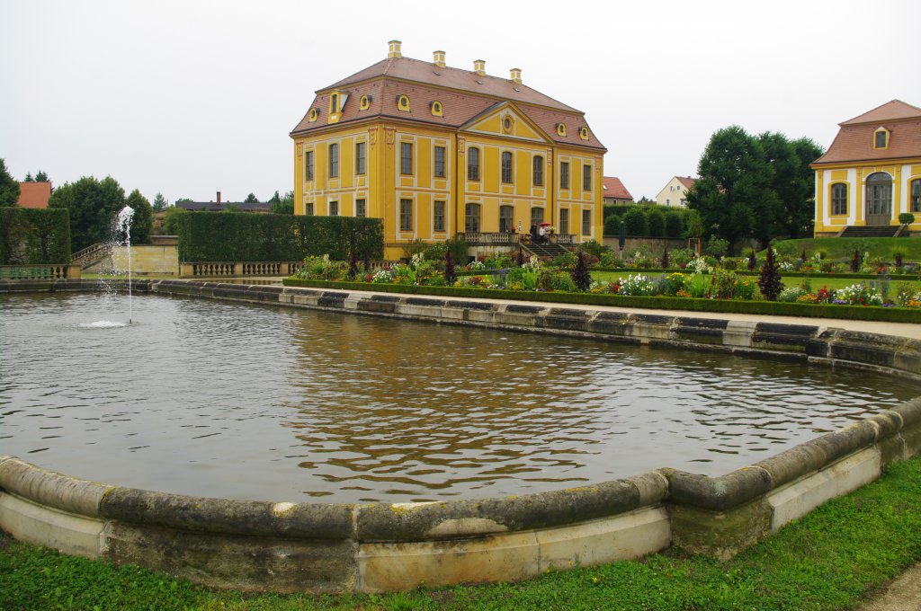 Heidenau, Schloss Grosedlitz, erbaut ab 1720 durch Johann Christoph Knffel 
(21.07.2011)