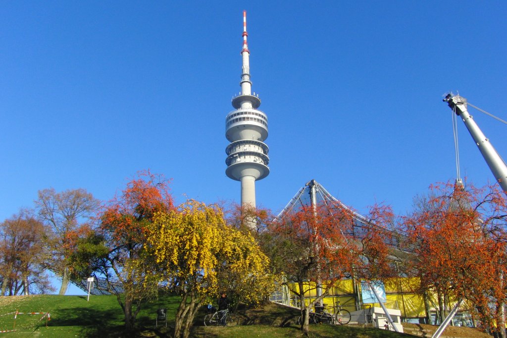 Herbstliche Impression aus dem Olympiapark Mnchen, aufgenommen am 19.11.2011