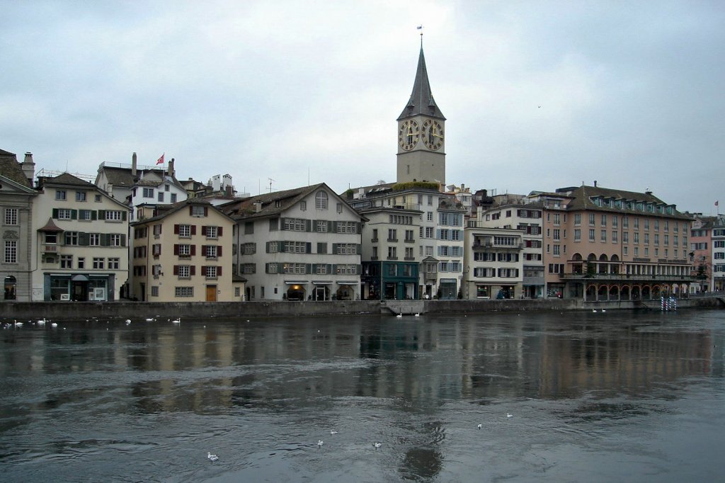 Herbstliches Zrich mit Limmat und St.Peters Kirche  14.12.09