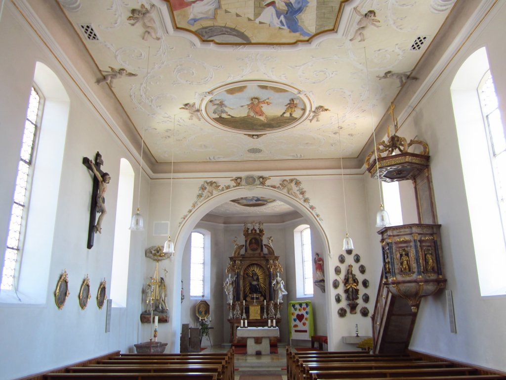 Herlazhofen, Altar und Kanzel der St. Stephanus Kirche (14.03.2012)