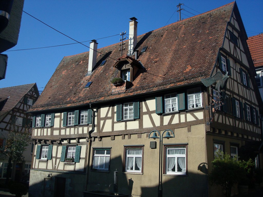 Herrenberg, altes Fachwerkhaus in der Altstadt, Okt.2010