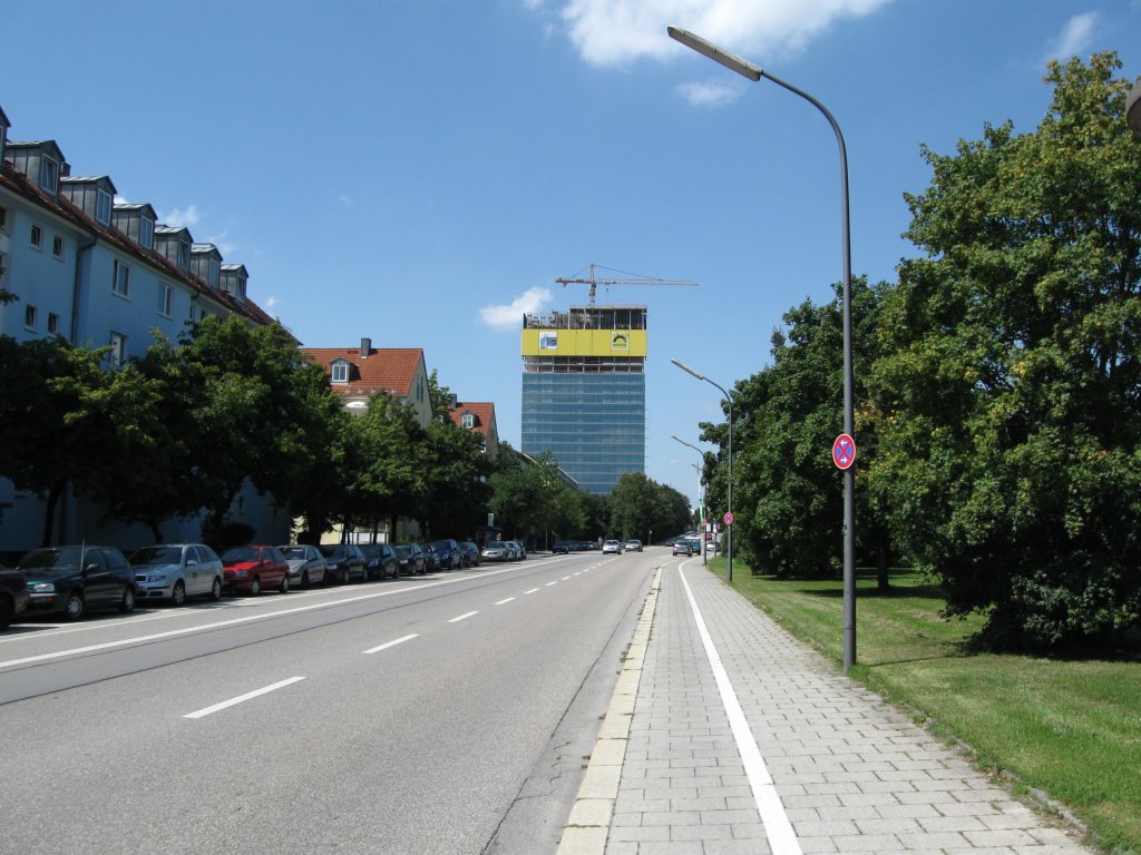 Hier entsteht der 84m hohe Skyline Tower an der Domagkstrae (08/2009)